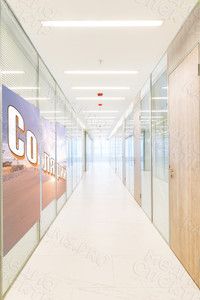 Наклейки-трио на стекла окон салона «СОЛЯРИЙ» — фото