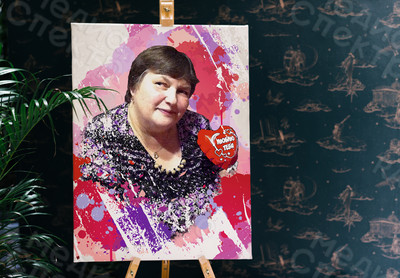 Фотокартина в стиле поп-арт на холсте в багете 40х50см «Портрет Ирины» — фото