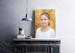 Фотокартина на холсте 40х60см «Девочка с улыбкой Моны Лизы» — фото 2
