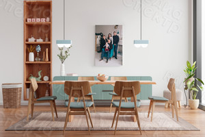 Картина 40х60 см «Семья у синего кресла» — фото 2