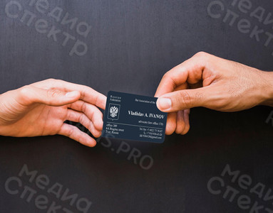 Визитка для адвоката на русском и английском языках — фото