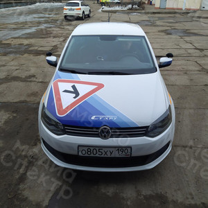 Брендирование автомобиля Volkswagen Polo 2013 автошкола «СТАРТ» — фото 5