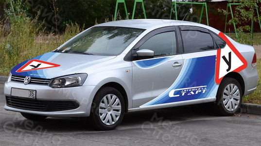 Брендирование автомобиля Volkswagen Polo 2013 автошкола «СТАРТ» — фото