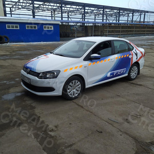 Брендирование автомобиля Volkswagen Polo 2013 автошкола «СТАРТ» — фото 6