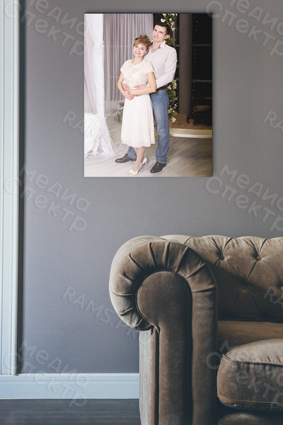 Фотокартина 60х80см «Двое у колонны» — фото