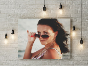 Фотокартина на холсте 80х60см «Девушка на море» — фото 2