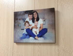Фотокартина 40х30см на подрамнике «Семья Анны» — фото 1