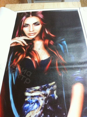 Фотокартина в стиле дрим-арт на холсте 70х90см «Яркая женщина» — фото 2