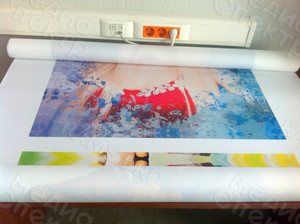 Фотокартина в стиле дрим-арт на холсте 70х90см «Девушка в красном» — фото 2