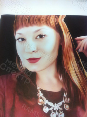 Фотокартина на холсте 40х60см «Девушка в красном» — фото 3