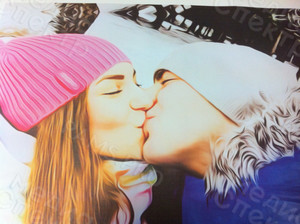 Фотокартина на холсте 50х40см «Поцелуй» — фото 3