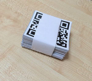 Наклейки на автомобиль Toyota «Шиномонтаж, заправка кондиционеров» с QR-кодом — фото 5