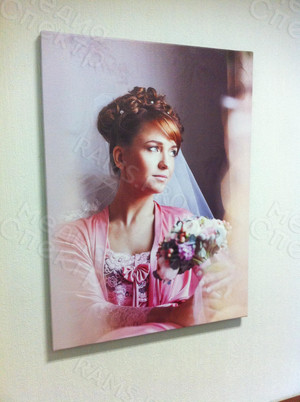 Фотокартина на холсте 60х80см «В шикарном свадебном платье» — фото 1