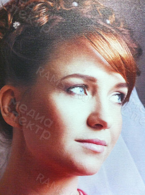 Фотокартина на холсте 60х80см «В шикарном свадебном платье» — фото 3